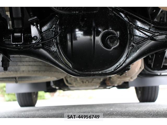 Mazda TITAN 2017-11 8003149-12