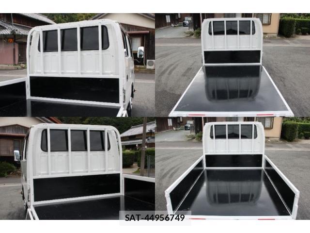 Mazda TITAN 2017-11 8003149-13