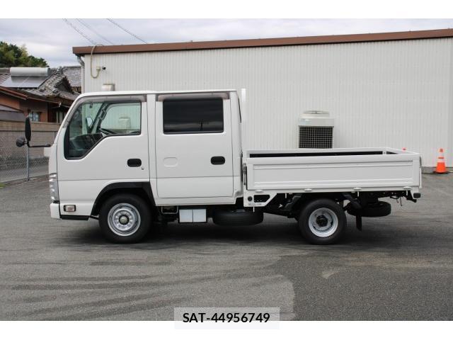 Mazda TITAN 2017-11 8003149-3