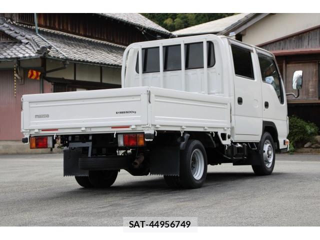 Mazda TITAN 2017-11 8003149-6
