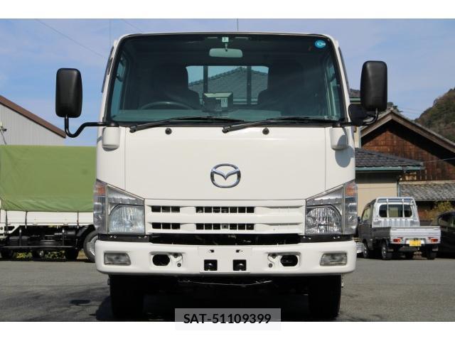 Mazda TITAN 2013-03 8003153-1