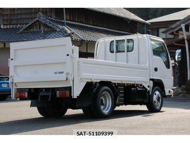 Mazda TITAN 2013-03 8003153-6