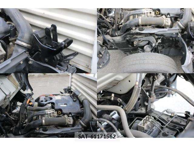Mazda TITAN 2015-11 8003154-12