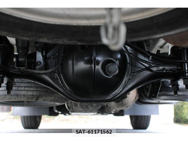 Mazda TITAN 2015-11 8003154-19