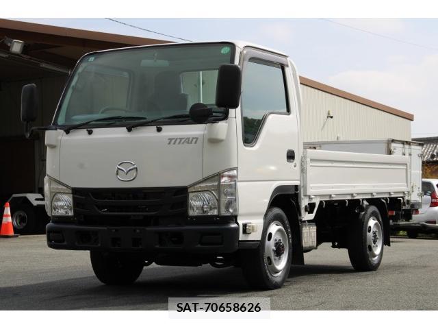 Mazda TITAN 2017-02 8003156-0