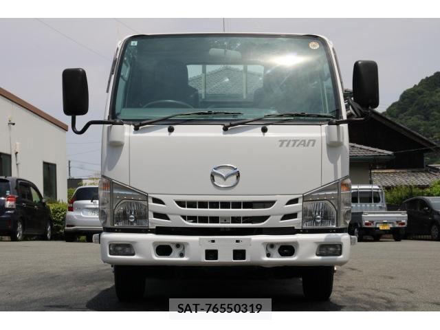 Mazda TITAN 2019-04 8003160-1