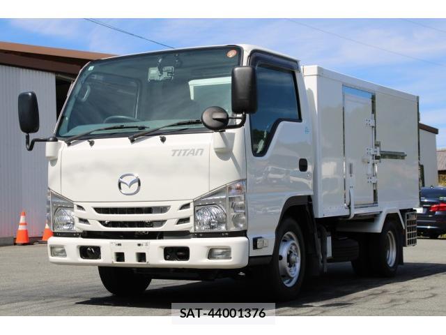 Mazda TITAN 2019-06 8003165-0