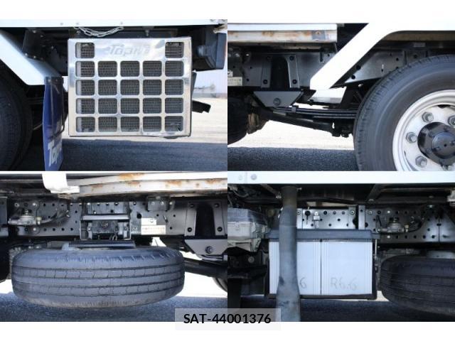 Mazda TITAN 2019-06 8003165-18