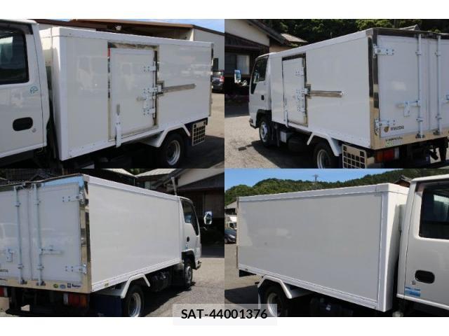 Mazda TITAN 2019-06 8003165-8