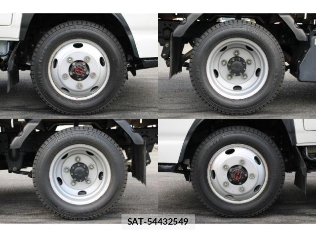 Mazda TITAN 2020-03 8003169-16