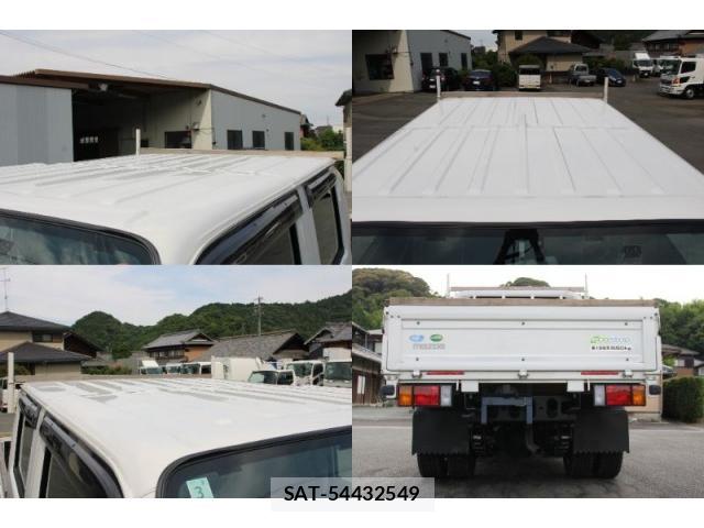 Mazda TITAN 2020-03 8003169-9