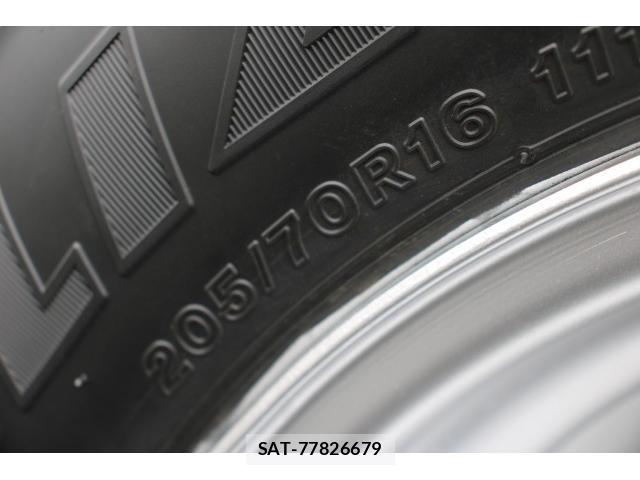 Mazda TITAN 2019-08 8003172-15
