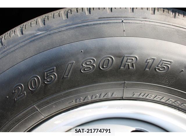 Mazda TITAN 2011-07 8003173-16