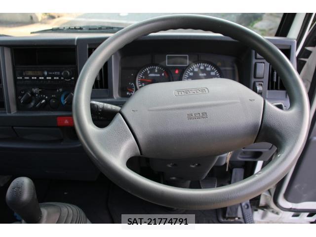 Mazda TITAN 2011-07 8003173-18