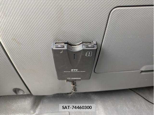 Mazda TITAN 2013-10 8004051-6