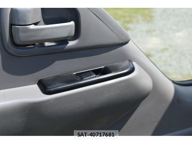 Mazda TITAN 2005-03 8004085-9