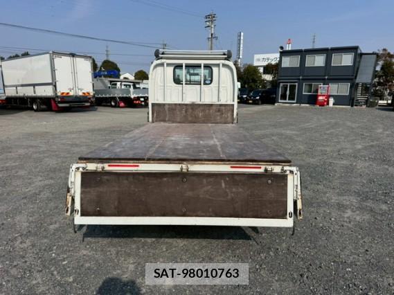 Mazda TITAN 2017 8004528-5