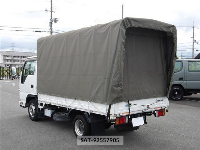 Mazda TITAN 2018-05 8004546-1