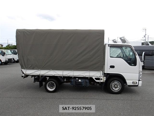 Mazda TITAN 2018-05 8004546-15