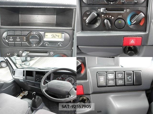 Mazda TITAN 2018-05 8004546-6