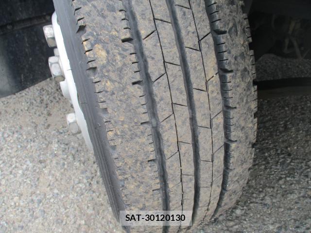 Mazda TITAN 2015-04 8005269-18