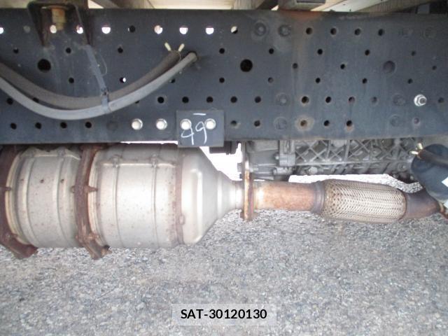 Mazda TITAN 2015-04 8005269-4