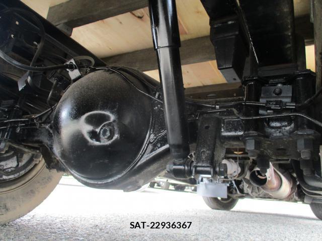 Mazda TITAN 2012-01 8005270-16