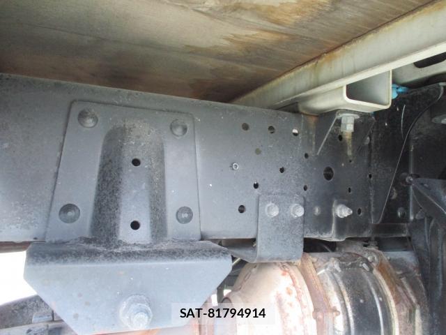 Mazda TITAN 2016-07 8005271-5