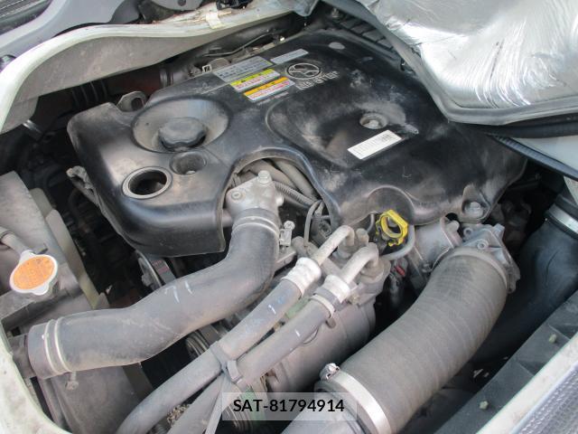 Mazda TITAN 2016-07 8005271-6