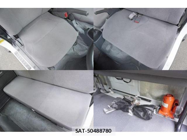 Mazda TITAN 2012-04 8005515-16