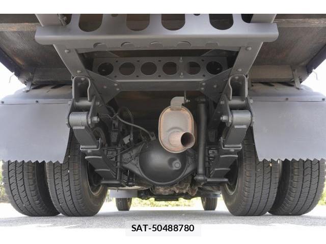 Mazda TITAN 2012-04 8005515-4