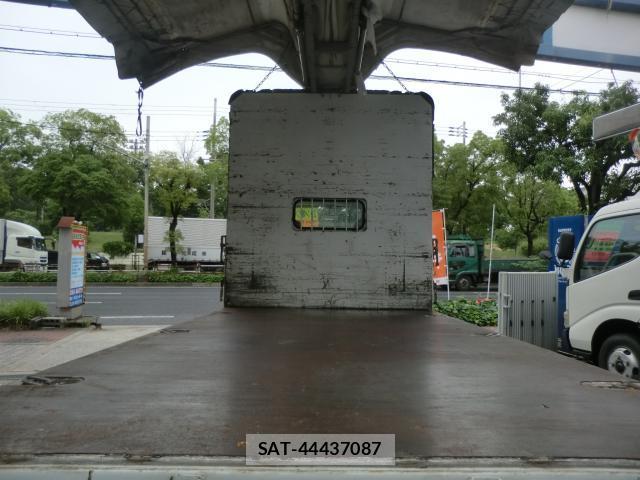 Mazda TITAN 2006-04 8006554-9