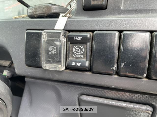 Mazda TITAN 2014-06 8007035-10