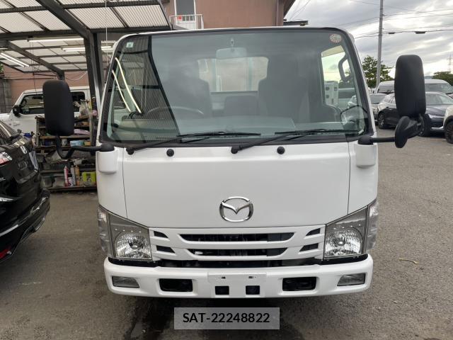 Mazda TITAN 2017-08 8007038-3