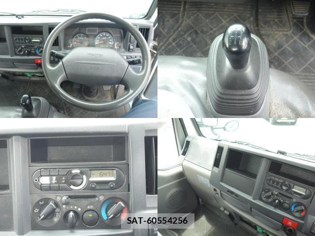 Mazda TITAN 2015-10 8009713-5