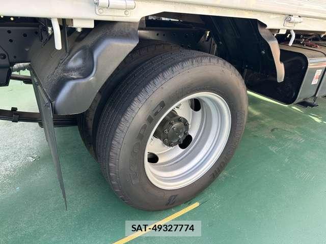 Mazda TITAN 2025-06 8010103-10