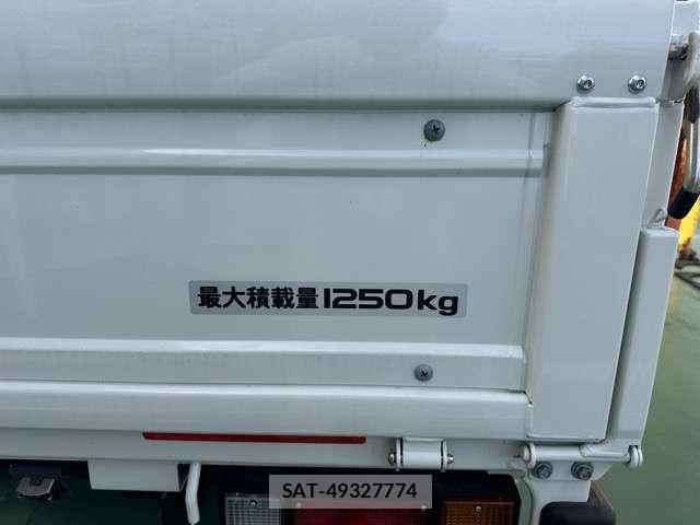 Mazda TITAN 2025-06 8010103-14