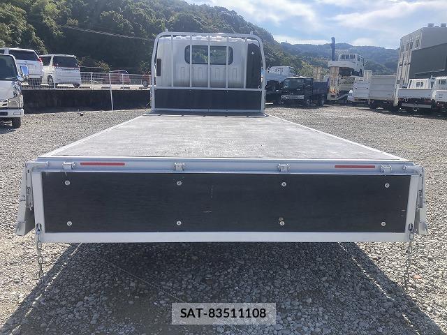 Mazda TITAN 2022-10 8010658-8
