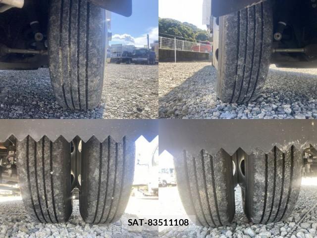 Mazda TITAN 2022-10 8010658-9