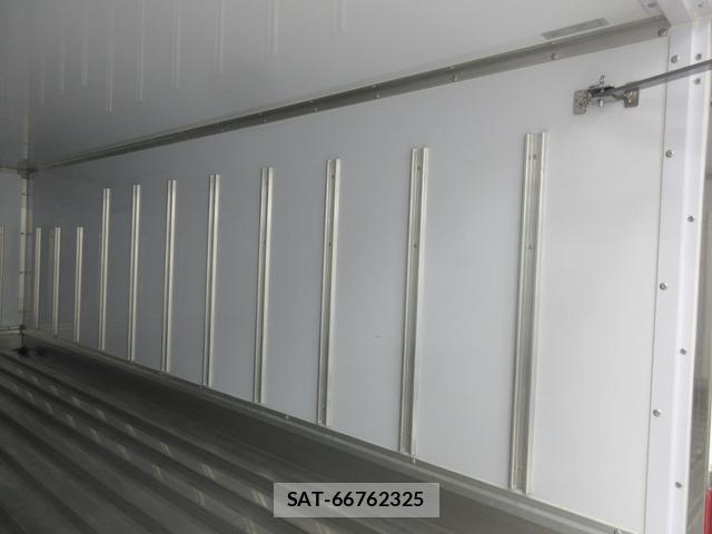 Mazda TITAN 2024-08 8010809-14
