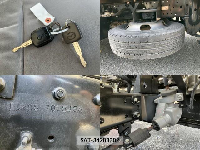 Mazda TITAN 2018-11 8010824-16