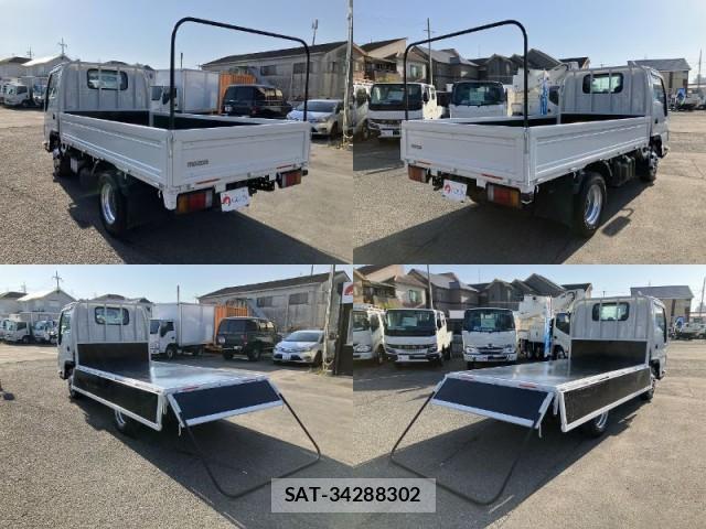 Mazda TITAN 2018-11 8010824-4