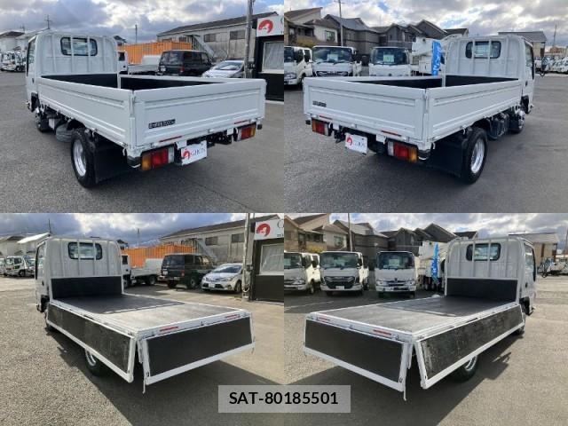 Mazda TITAN 2018-06 8010825-4