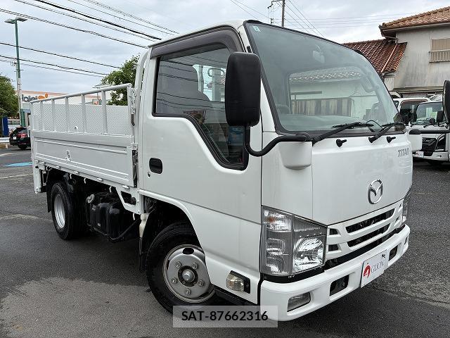 Mazda TITAN 2019-02 8010828-2
