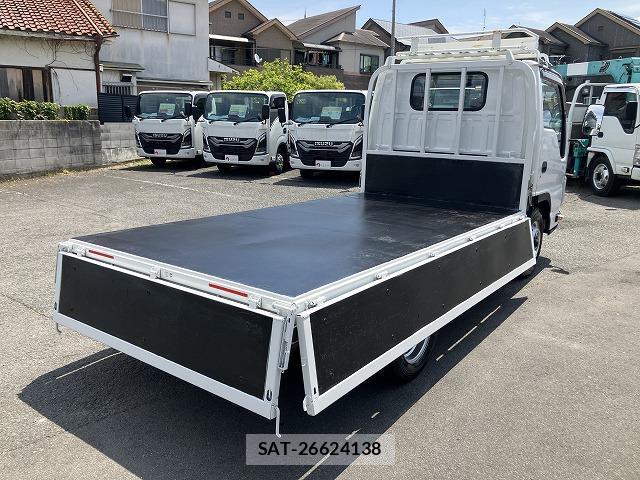Mazda TITAN 2020-09 8010831-11