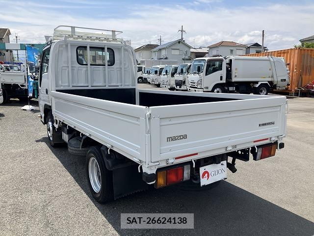 Mazda TITAN 2020-09 8010831-4