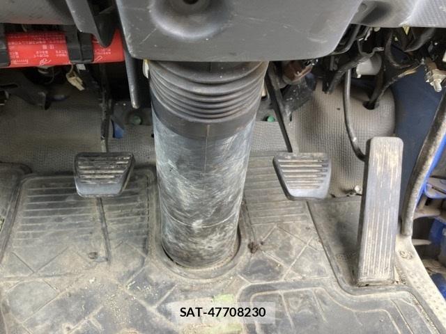 Mazda TITAN 2015-05 8010929-3