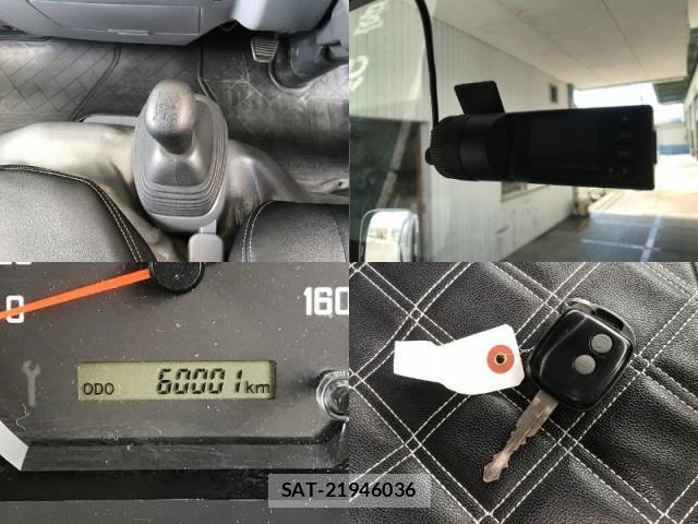 Mazda TITAN 2015-03 8011056-12