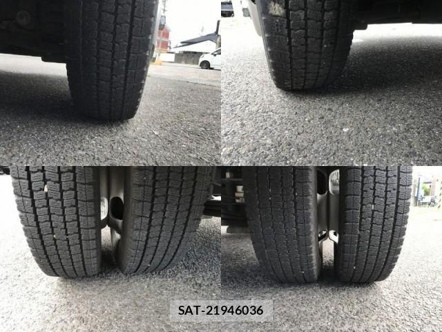 Mazda TITAN 2015-03 8011056-16