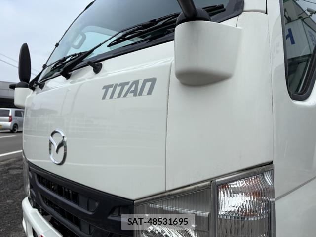 Mazda TITAN 2015-09 8011219-15